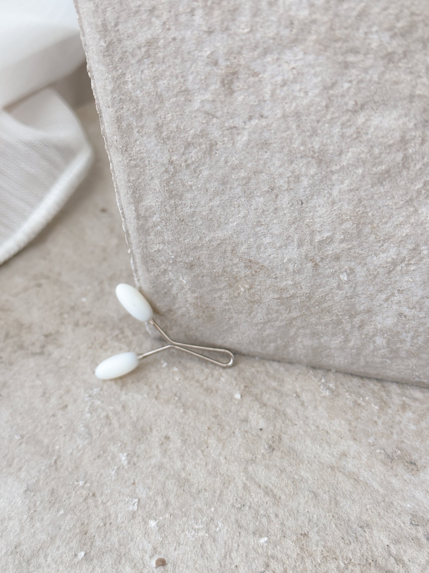 Hijab Pin | oval weiß 2 Stk.