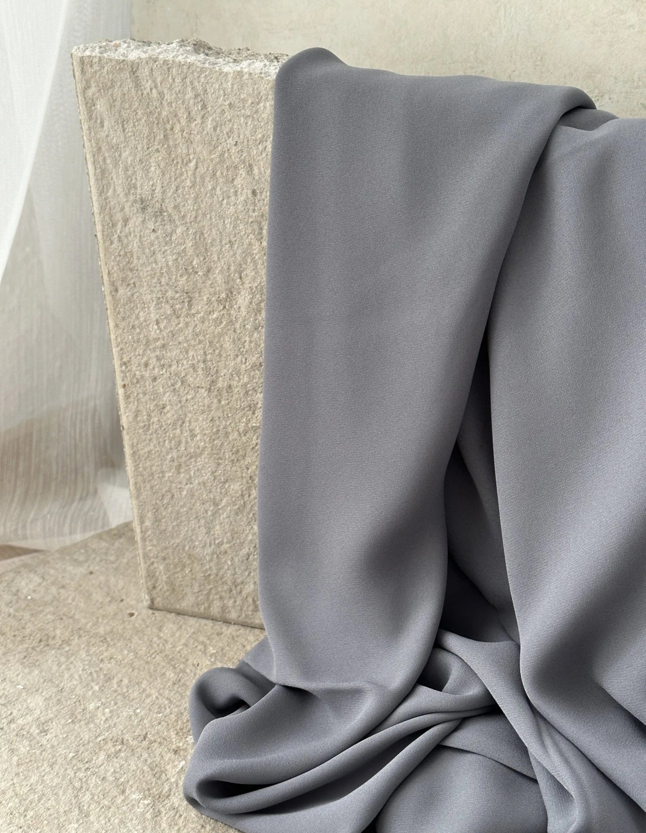 Luxury Square Hijab 150x150 | grau