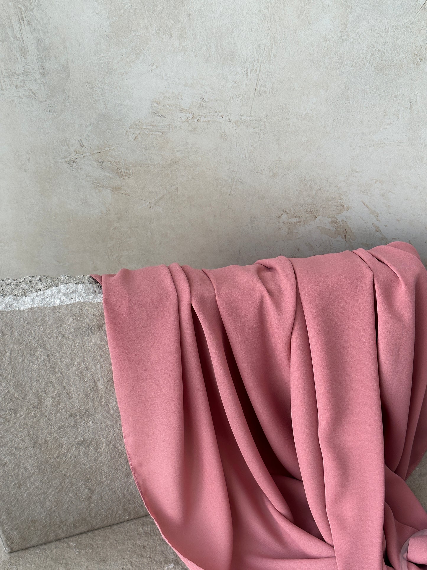 Luxury Square Hijab 150x150 | rouge