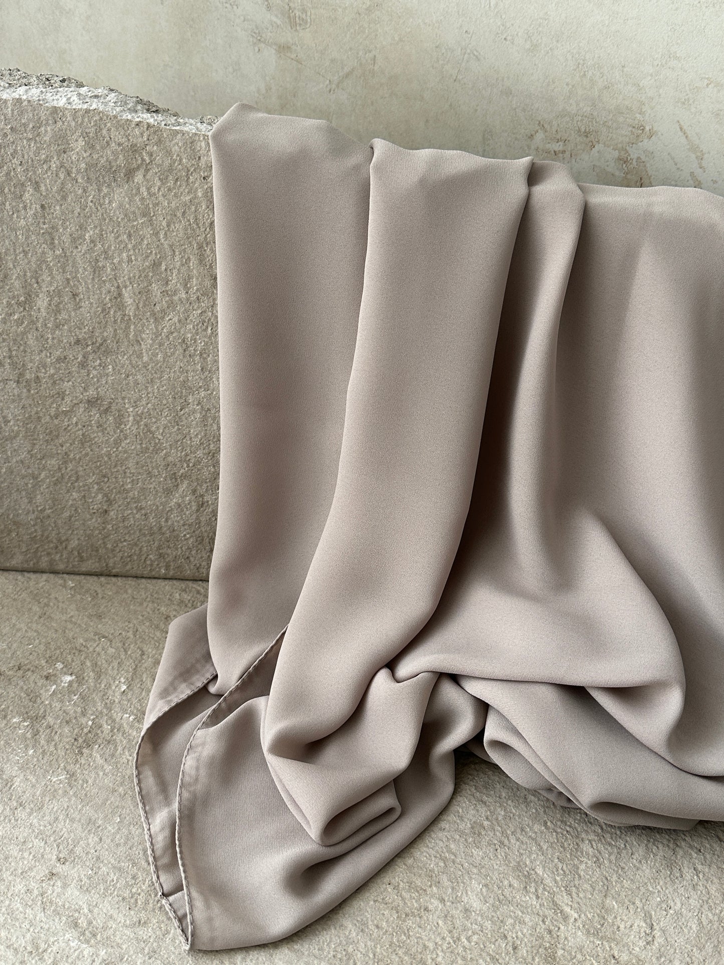 Luxury Square Hijab 150x150 | greige taupe