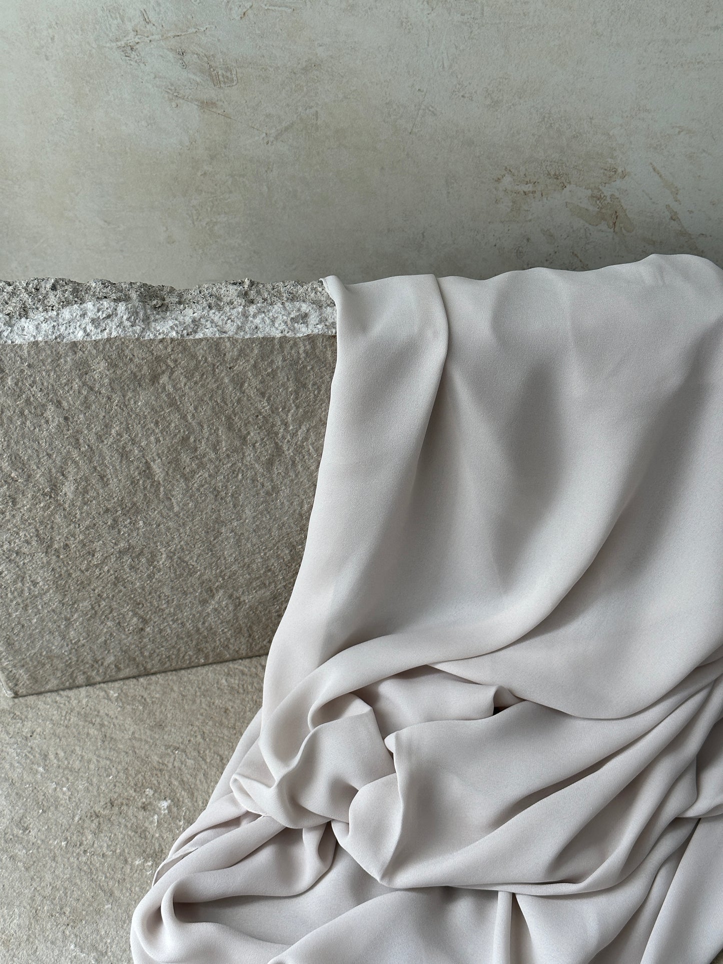 Luxury Square Hijab 150x150 | greige beige