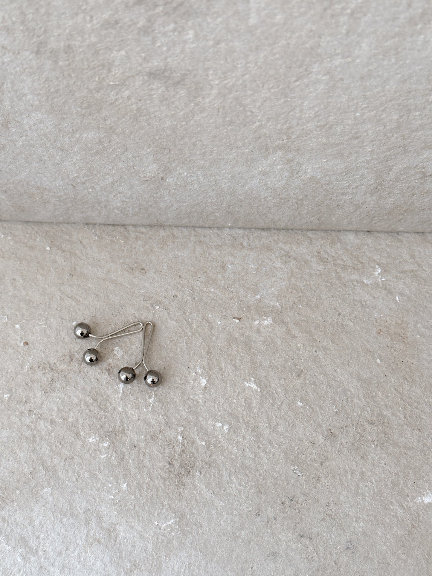 Hijab Pin | rund chrome dunkel 2 Stk.