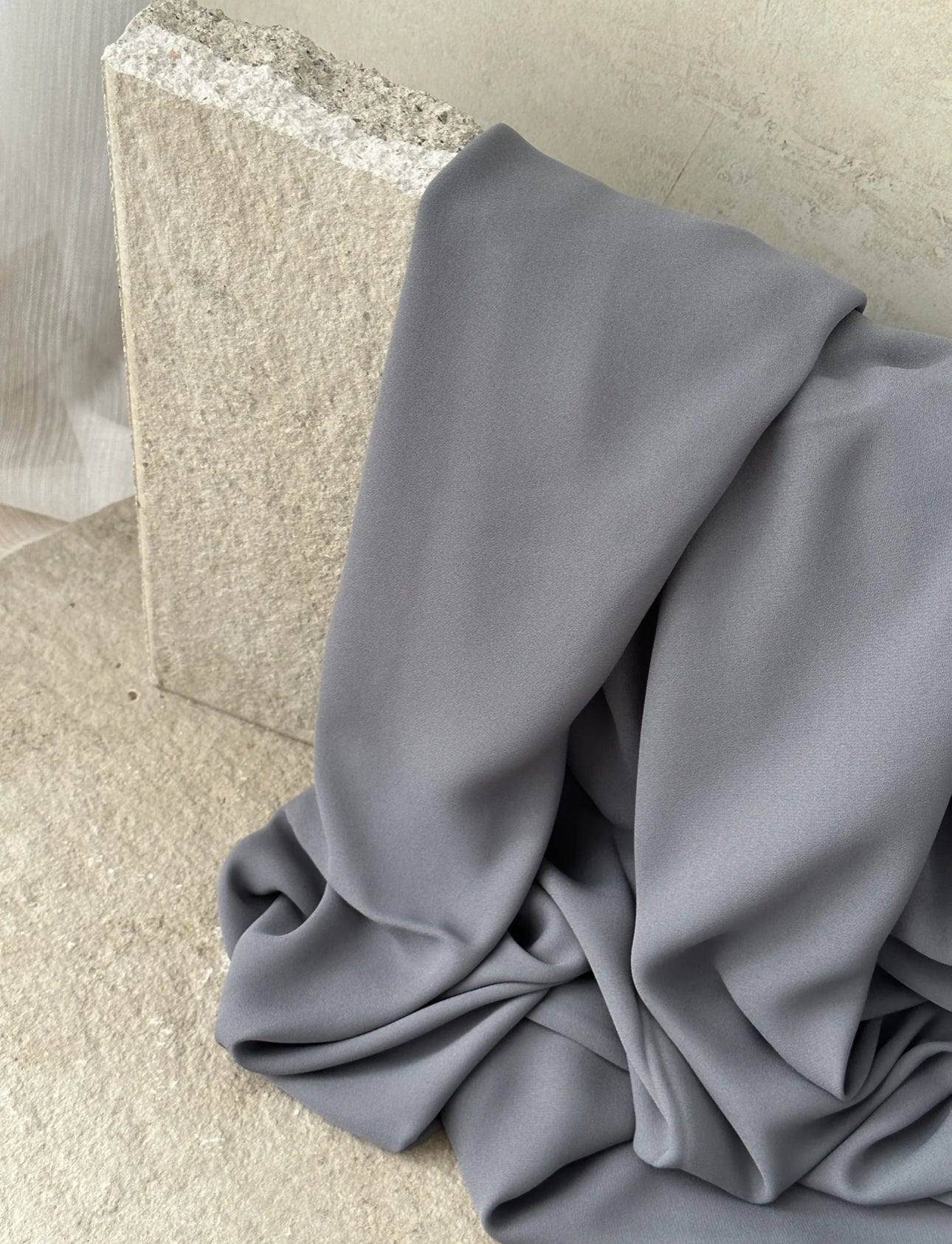 Luxury Square Hijab 150x150 | grau