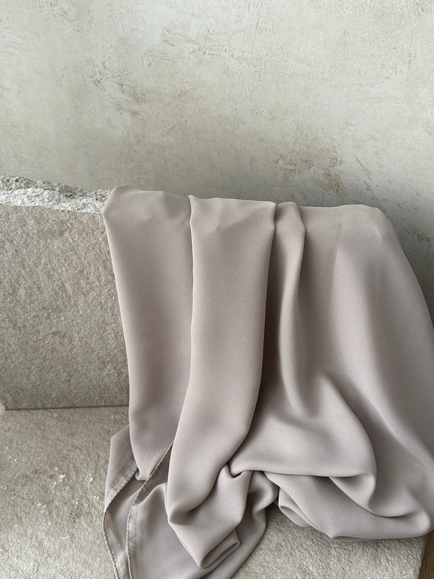 Luxury Square Hijab 150x150 | greige taupe