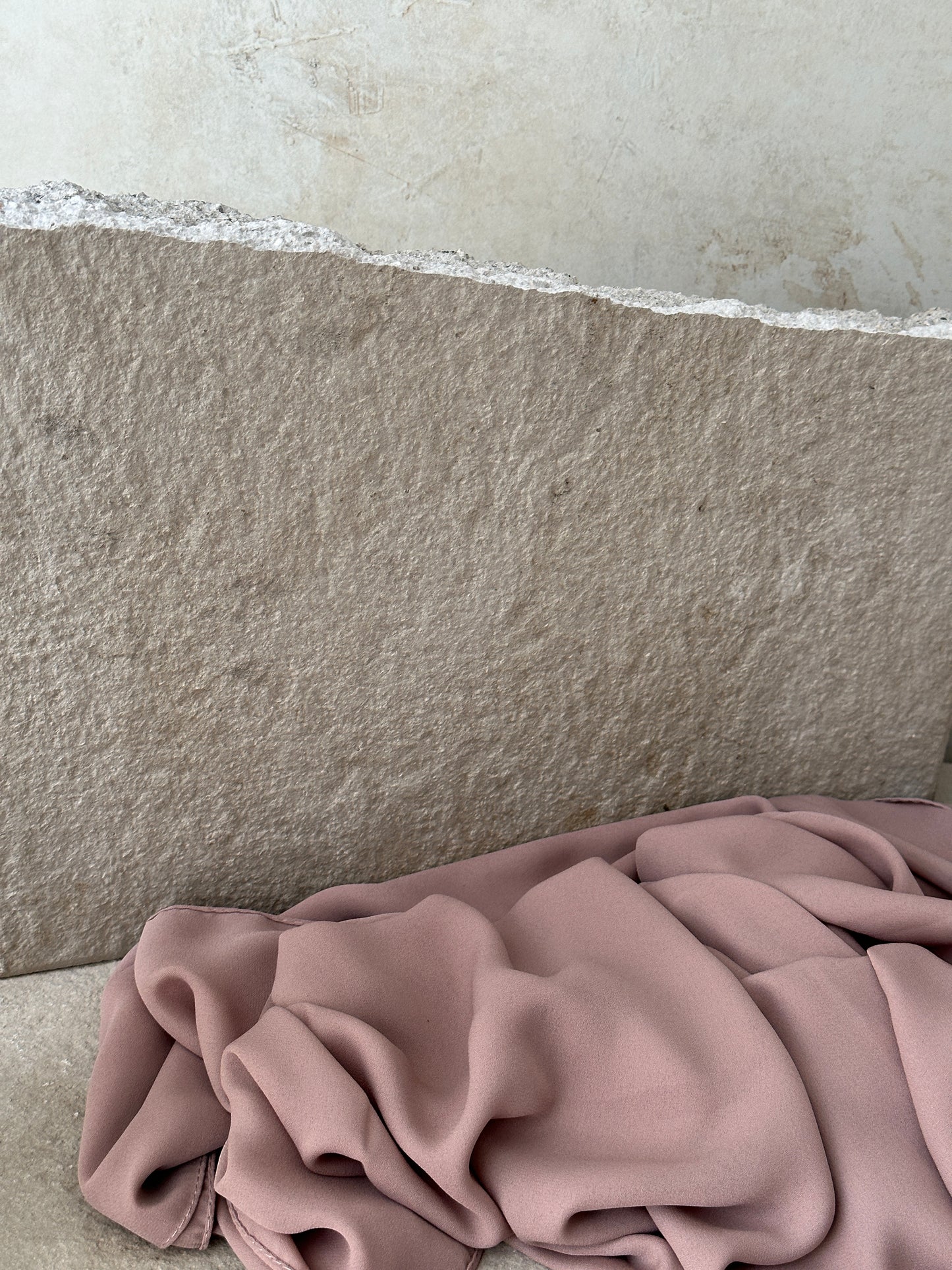 Luxury Square Hijab 150x150 | puder dunkel