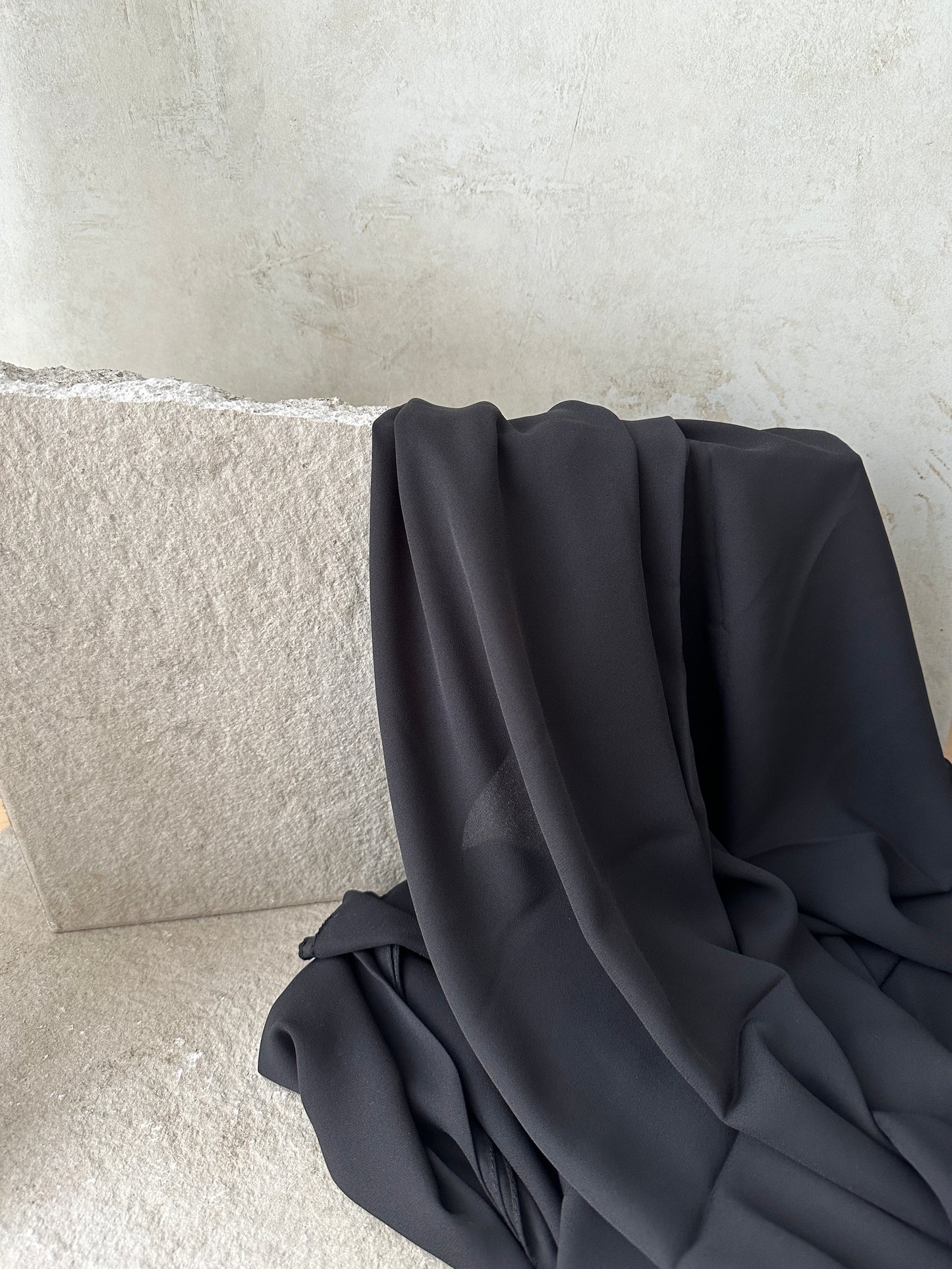 Luxury Square Hijab 150x150 | schwarz